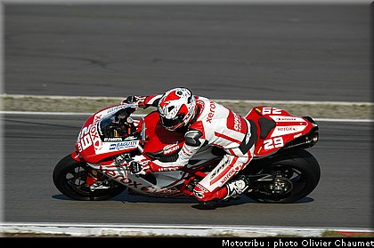 stk1000_beretta_3_nurburgring_allemagne_2009.JPG