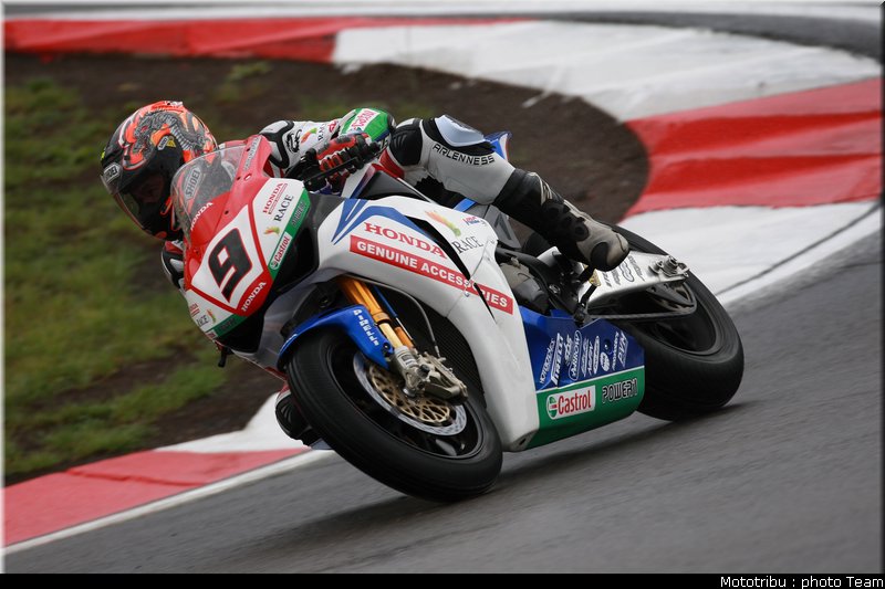 sbk_kyionari_03_nurburgring_allemagne_2009