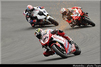 sbk_015_nurburgring_allemagne_2009.jpg