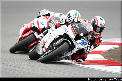 supersport_003_nurburgring_allemagne_2009.jpg