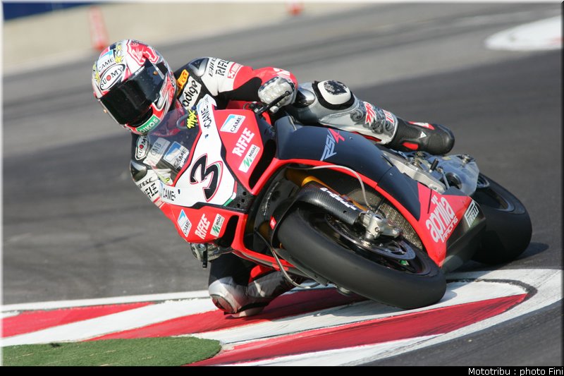 sbk_biaggi_6_imola_2009