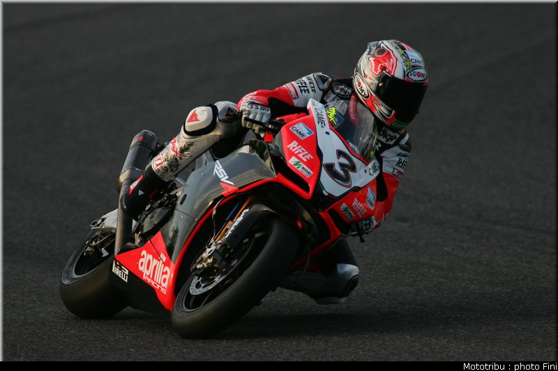 sbk_biaggi_7_imola_2009