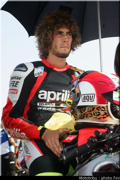 sbk_simoncelli_09_imola_2009
