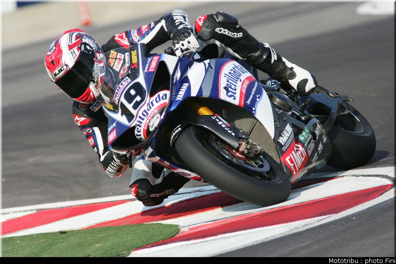 sbk_spies_12_imola_2009