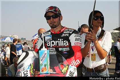 sbk_biaggi_3_imola_2009.JPG