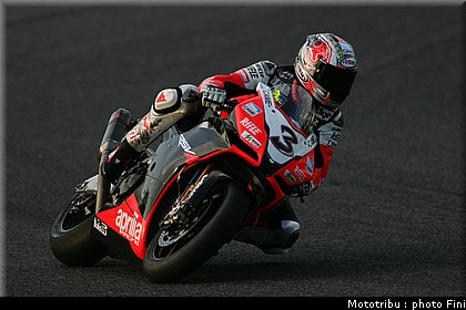 sbk_biaggi_7_imola_2009.JPG