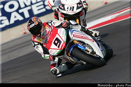sbk_kyionari_3_imola_2009.JPG
