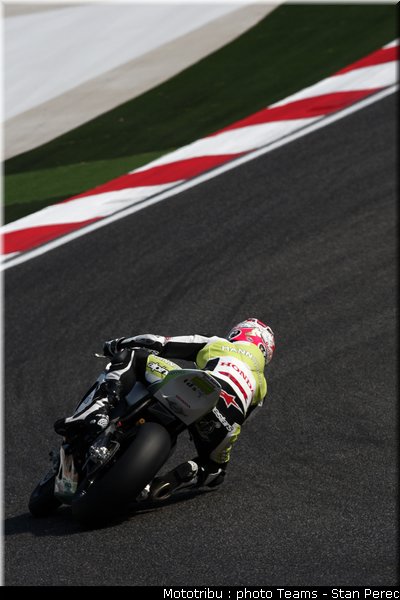 sbk_rea_22_imola_2009