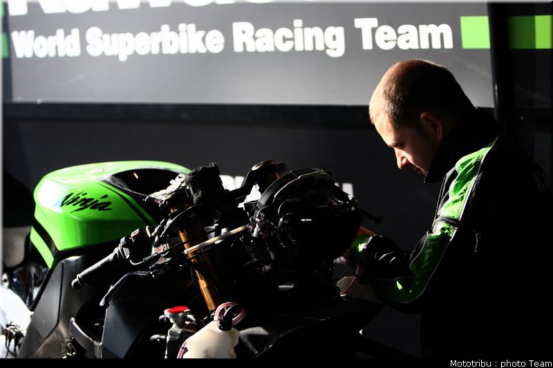 0094_sbk_kawasaki_3_france_2009_0094