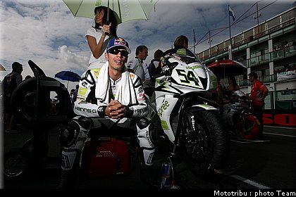 0315_supersport_sofuoglu_8_france_2009_0315.jpg