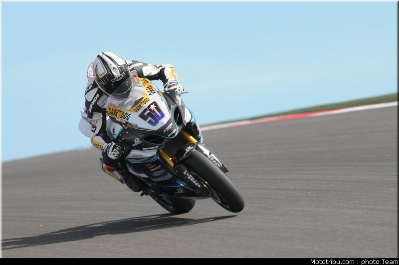 sbk_guintoli_02_portugal_2009
