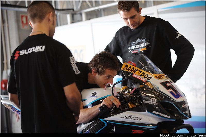sbk_guintoli_03_portugal_2009