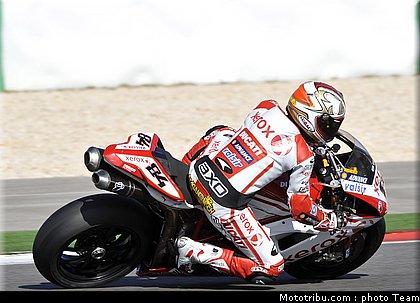 sbk_fabrizio_4_portugal_2009.jpg