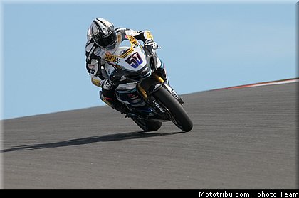 sbk_guintoli_14_portugal_2009.jpg