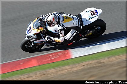 sbk_guintoli_23_portugal_2009.jpg