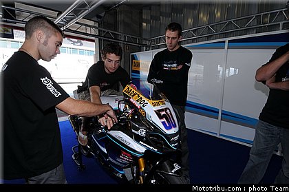 sbk_guintoli_30_portugal_2009.jpg