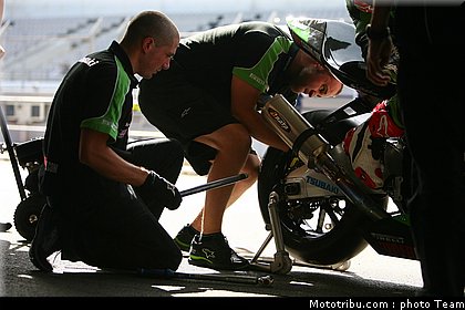 sbk_kawasaki_2_portugal_2009.jpg