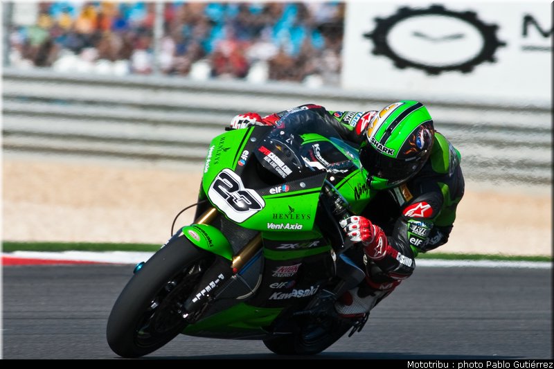 sbk_parkes_11_portugal_2009