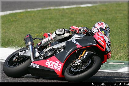 sbk_biaggi_1_test_imola2009.JPG