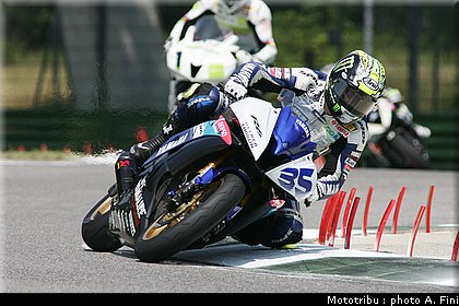supersport_crutchlow_3_test_imola2009.JPG