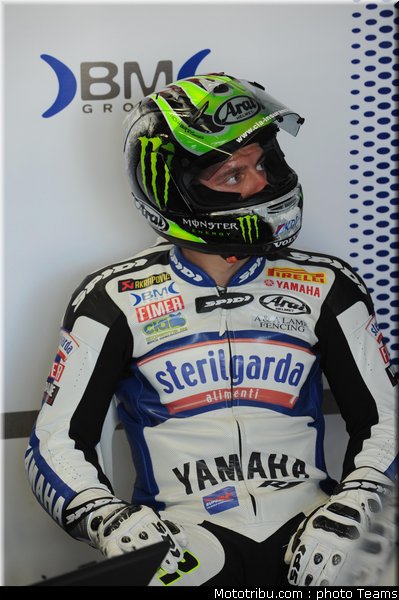sbk_crutchlow_03_australie_2010