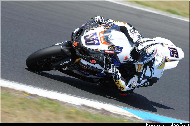 sbk_guintoli_04_australie_2010