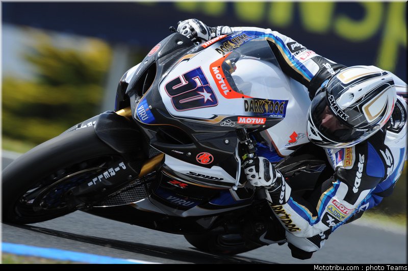 sbk_guintoli_18_australie_2010