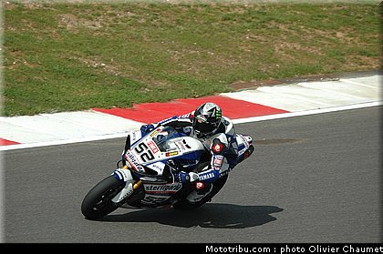 sbk_toseland_09_portugal_2010.JPG