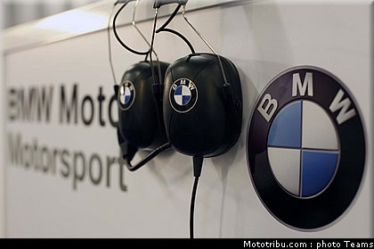 sbk_bmw_4_portugal_2010_004.jpg