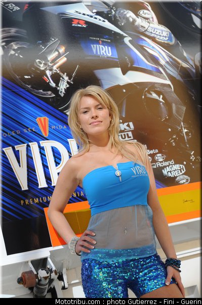 superbike_pit_babes_valence_2010_0003