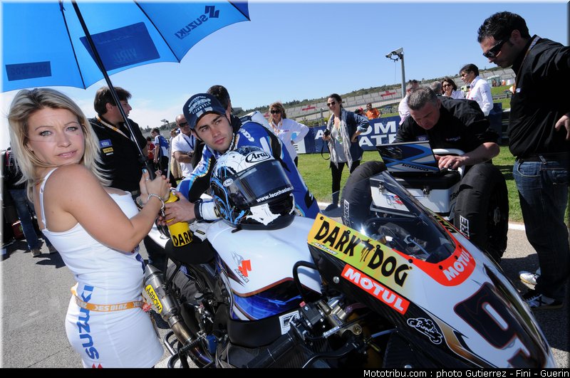 superbike_pit_babes_valence_2010_0009