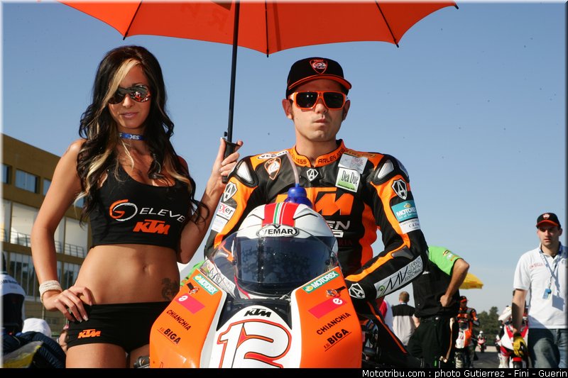 superbike_pit_babes_valence_2010_0067