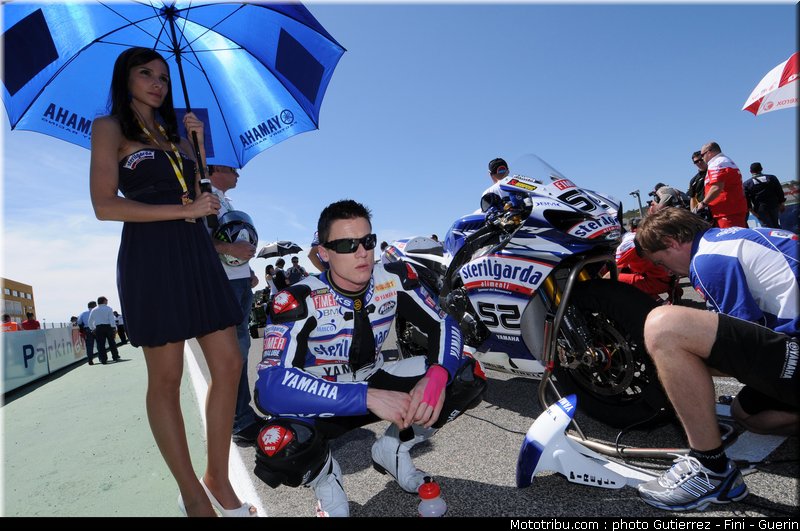 superbike_pit_babes_valence_2010_0098