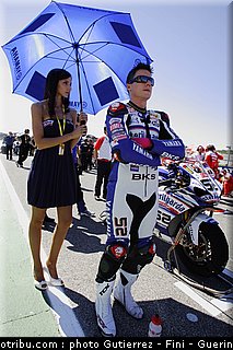 superbike_pit_babes_valence_2010_0060.JPG