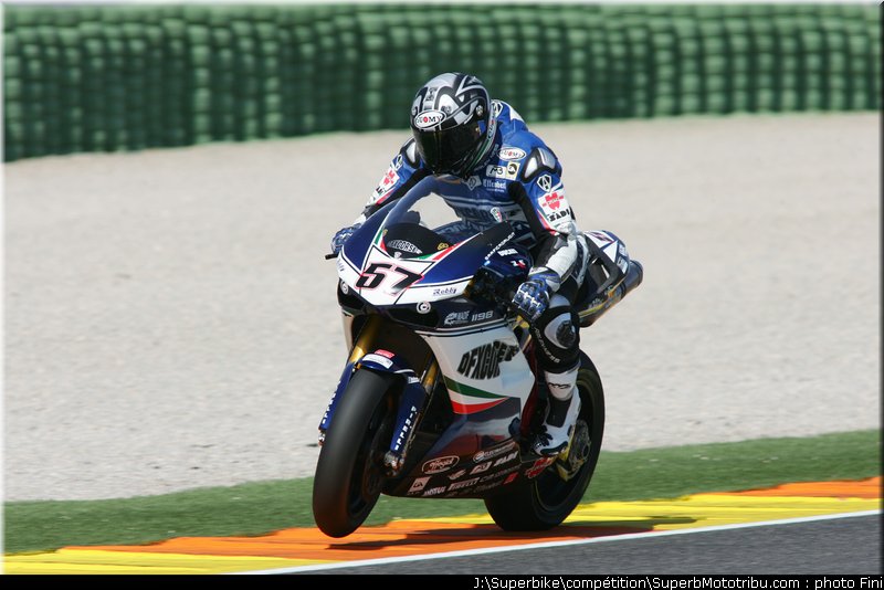 sbk_lanzi_5_valence_2010