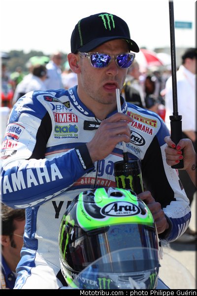sbk_crutchlow_3_valence_2110