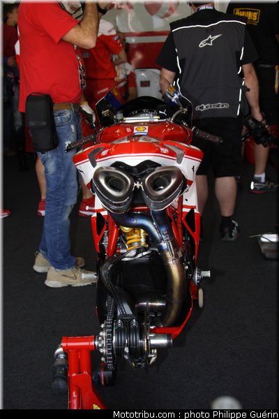 sbk_ducati_7_valence_2110