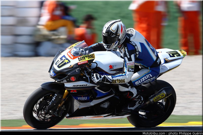 sbk_guintoli_03_valence_2110