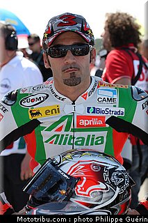 sbk_biaggi_09_valence_2110.JPG