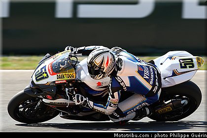 sbk_guintoli_02_valence_2110.JPG