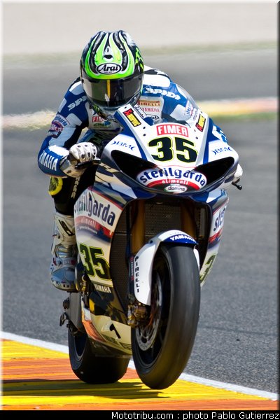sbk_crutchlow_1_valence_2010