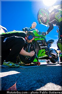 sbk_kawasaki_1_valence_2010.jpg