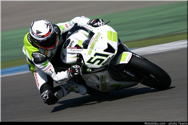 0239_supersport_pirro_03_assen_2010