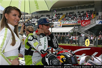 sbk_pit_babe_05_monza_2010.jpg