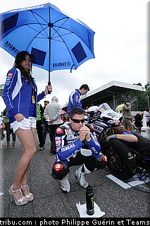 sbk_pit_babe_30_monza_2010.jpg