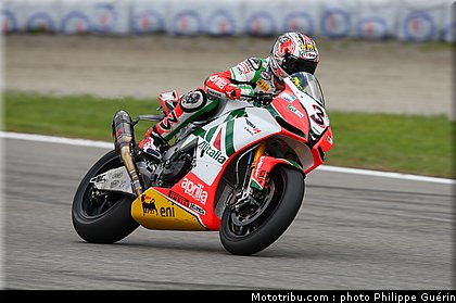 sbk_biaggi_18_monza_2010.JPG