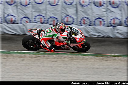 sbk_biaggi_19_monza_2010.JPG