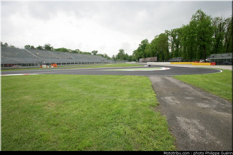 divers_circuit_32_monza_2010