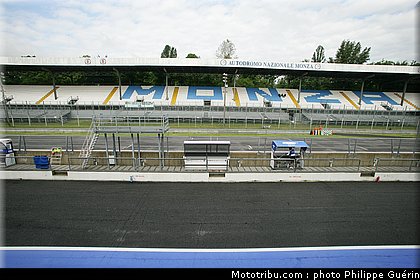divers_circuit_26_monza_2010.JPG