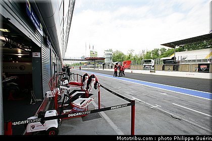 divers_circuit_28_monza_2010.JPG